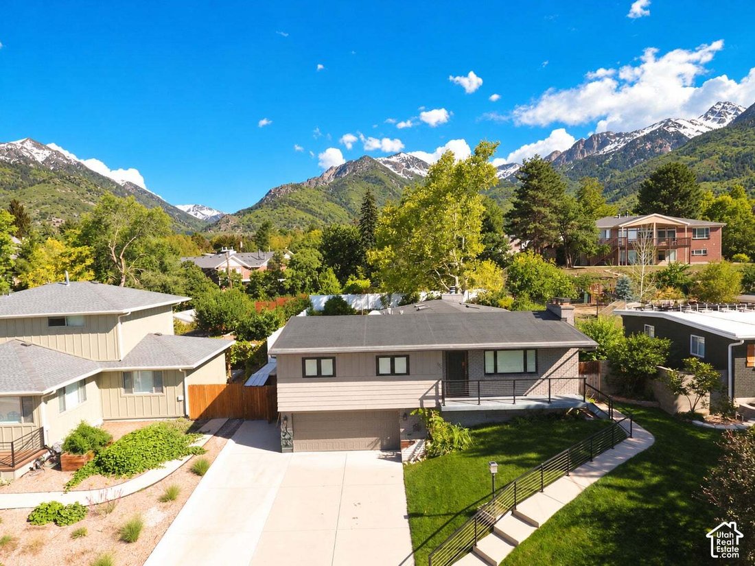 House in Holladay, Utah, United States 2 - 19053910