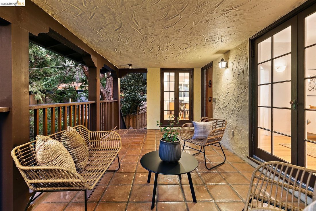 House in Oakland, California, United States 5 - 19054084