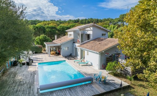 House in Lege Bourg, Lège-Cap-Ferret, France 1