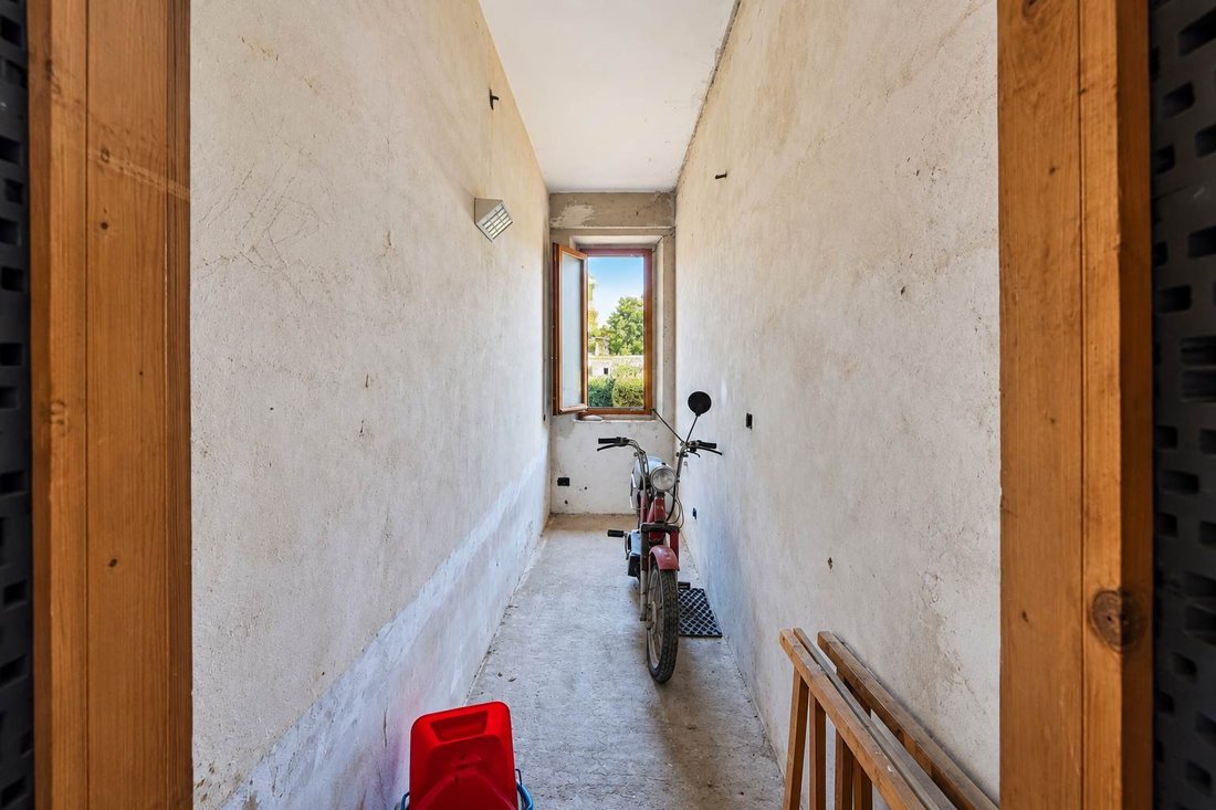 Residenza a Santa Maria, Campi Bisenzio, Toscana 4 - 19054833