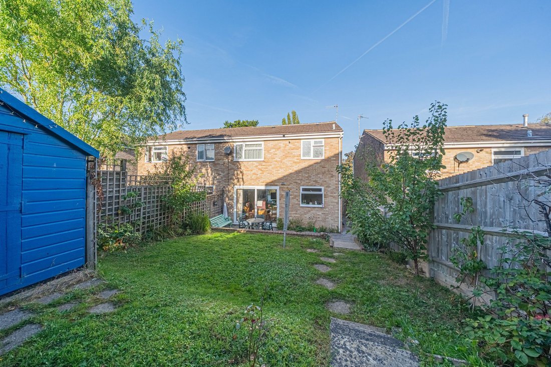 House in Haywards Heath, England 2 - 19052276