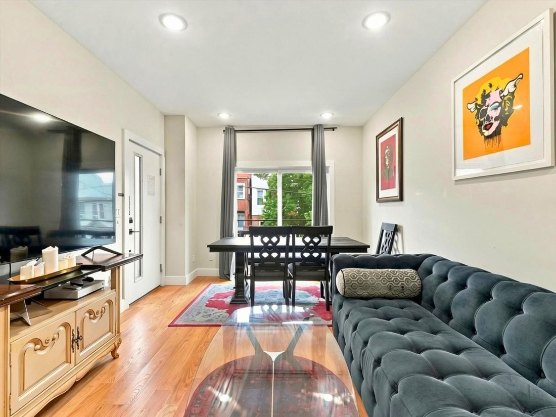 Condo in Jersey City, New Jersey, United States 3 - 19053247