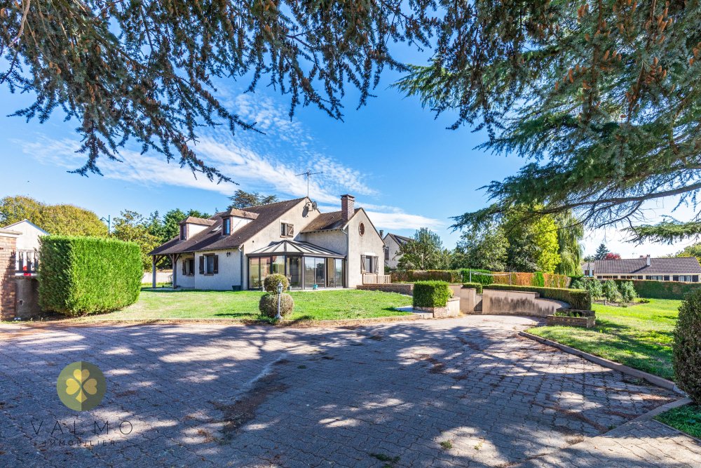 House in Houdan, Ile-de-France, France 2 - 19055102