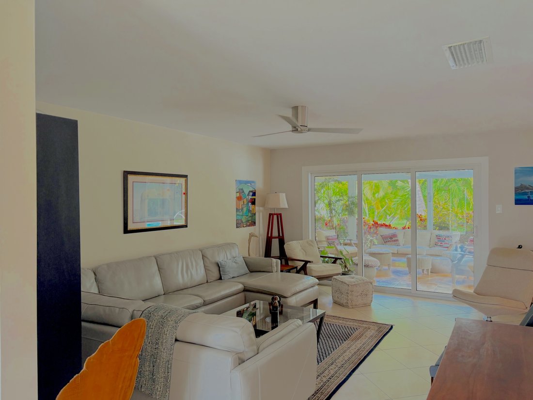 House in George Town, George Town, Cayman Islands 3 - 19052823