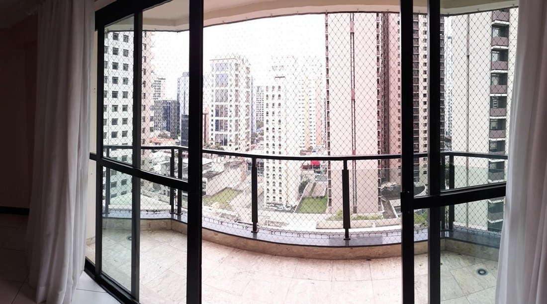 Apartment in Itaim Bibi, State of São Paulo, Brazil 2 - 19052756