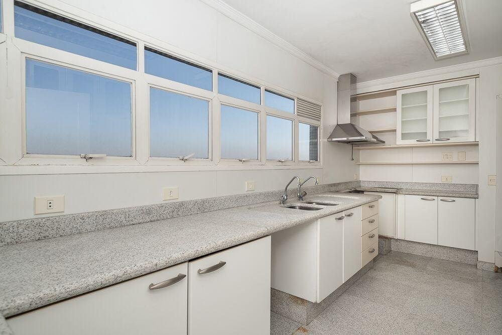 Apartment in Planalto Paulista, State of São Paulo, Brazil 5 - 19052740