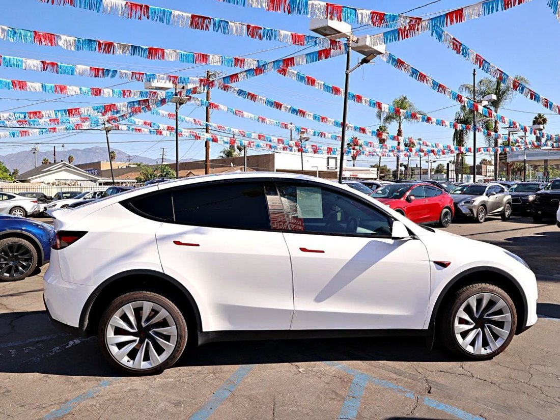 Suv in El Monte, CA, United States 5 - 19055660