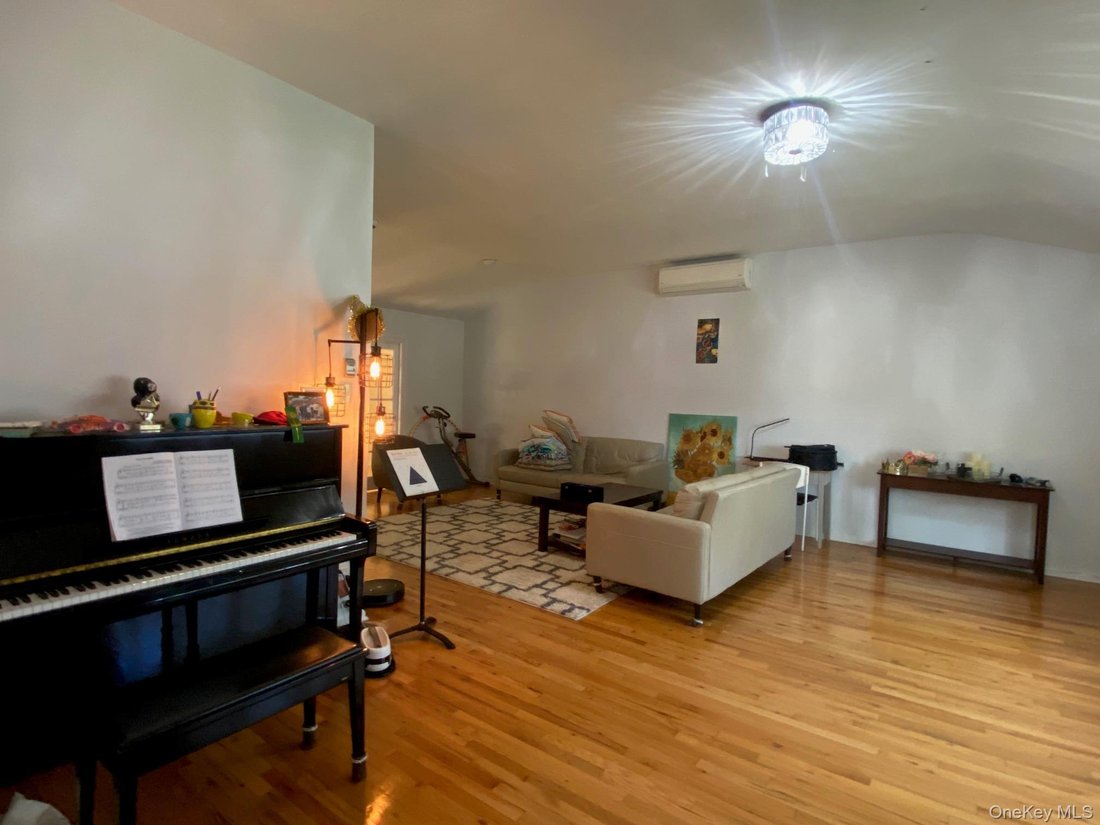 Casa en Great Neck, Nueva York, Estados Unidos 3 - 19053868