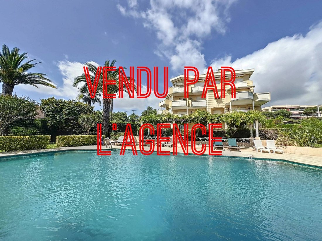 Appartamento a Fontmerle, Antibes, Francia 1 - 17649886