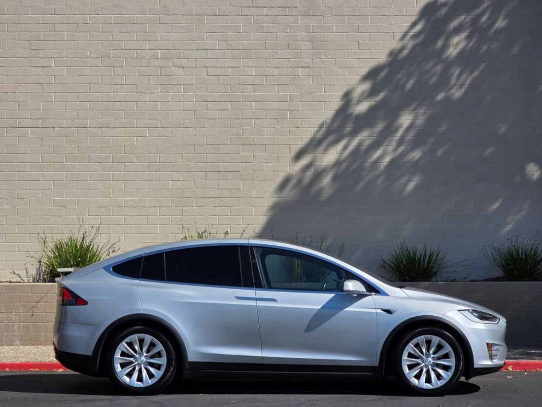 Suv in Roseville, CA, United States 5 - 19055661
