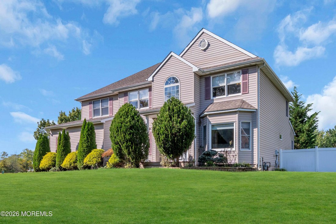 House in Freehold Township, New Jersey, United States 3 - 19053430