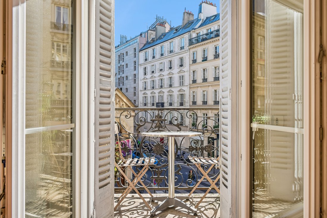Apartment in Odéon, Paris 6e Arrondissement, Paris 3 - 19052177