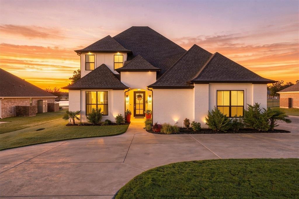 House in Granbury, Texas, United States 1 - 19054814