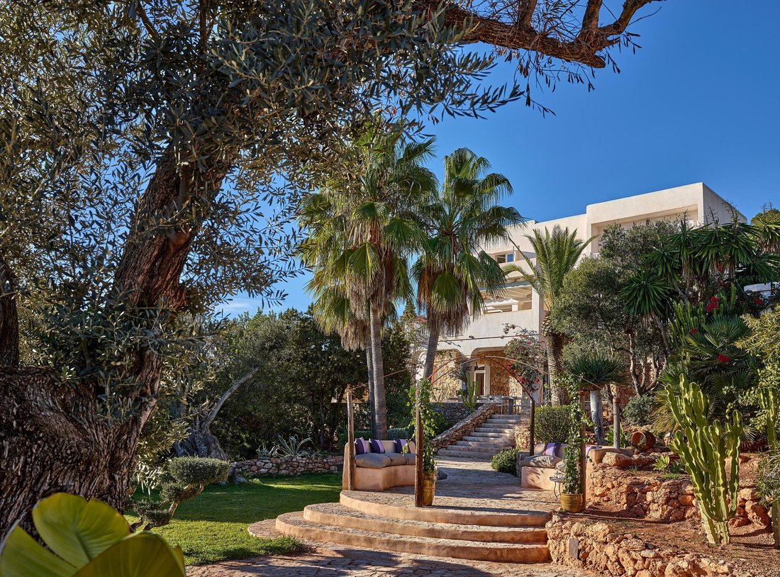 Villa in Sant Joan de Labritja, Balearic Islands, Spain 2 - 15956614