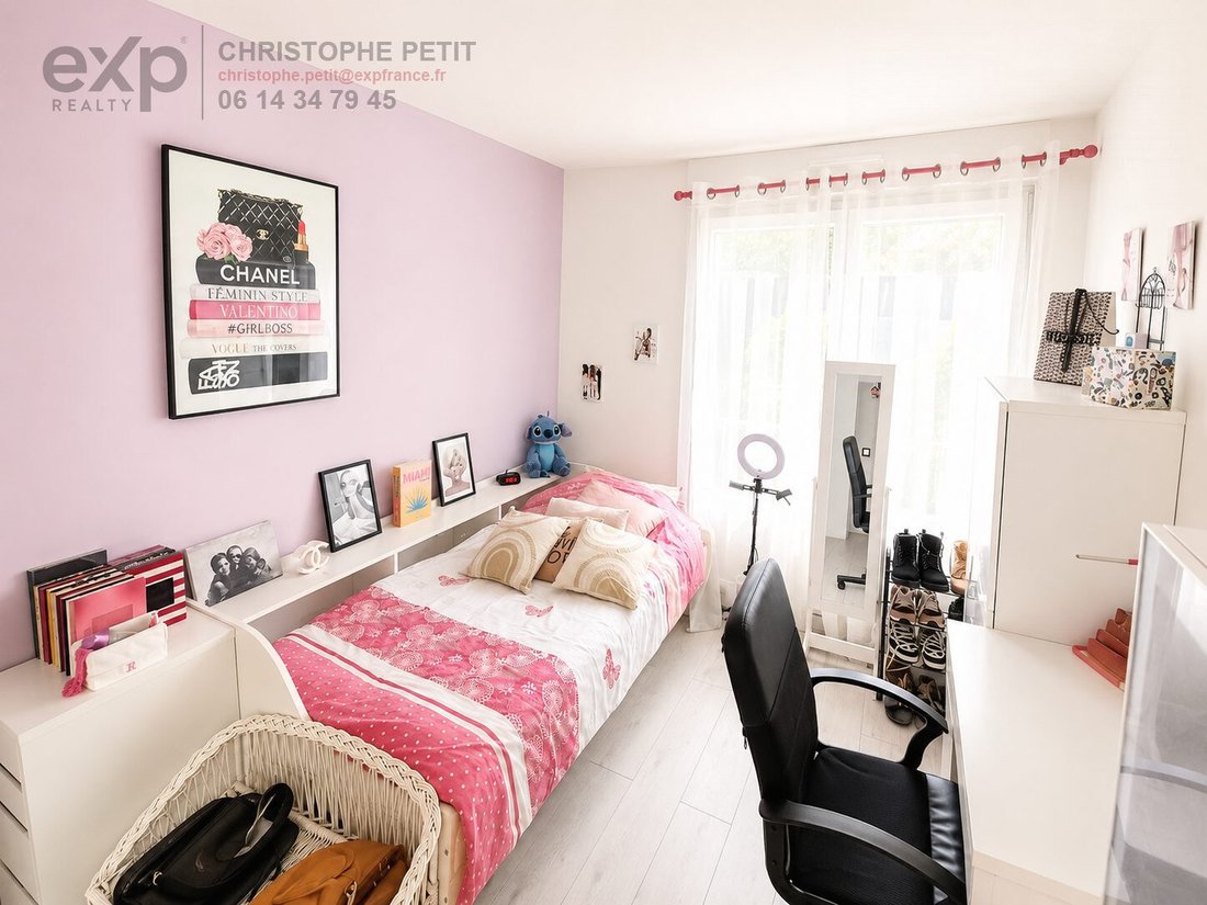 Apartment in Hôtel de Ville-Planchette, Levallois-Perret, France 5 - 17284485