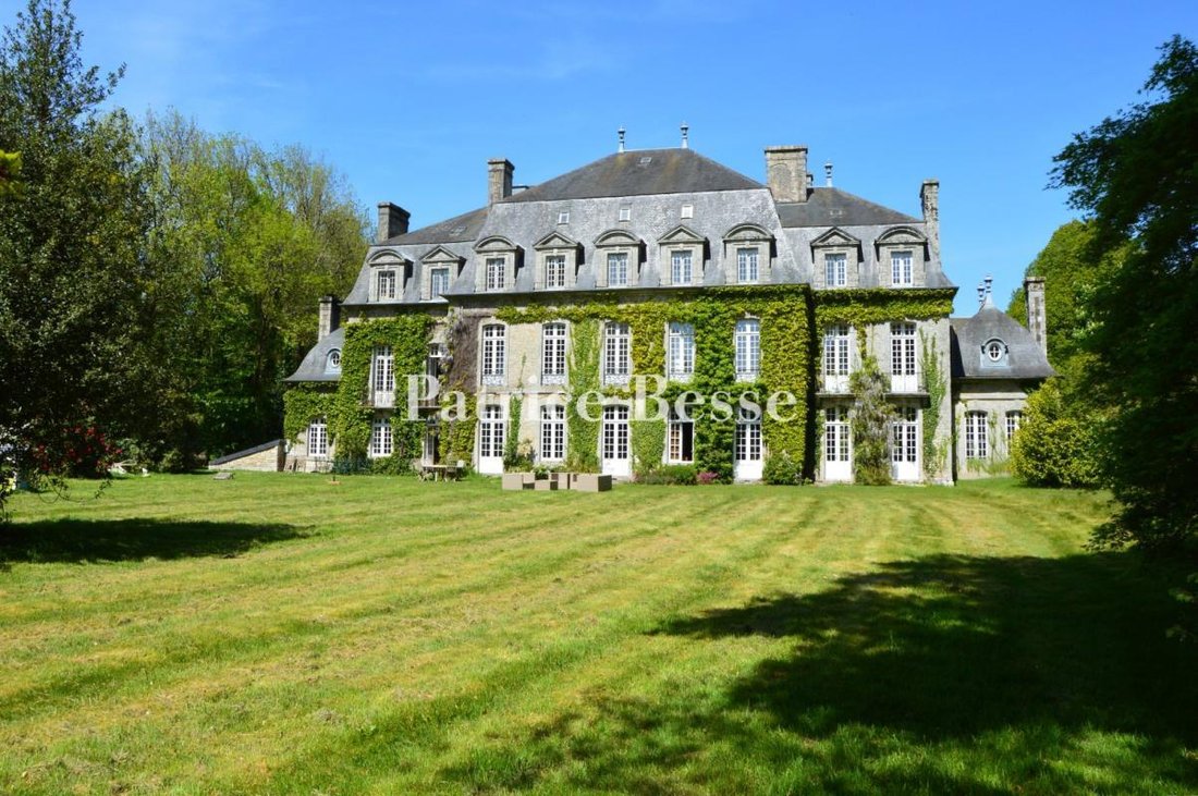 Castle in Guemene-sur-Scorff, Brittany, France 2 - 19055329