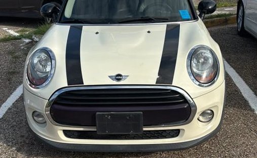 2016 MINI Hardtop 2 Door Cooper Hatchback 2D in Houston, TX, United States 1