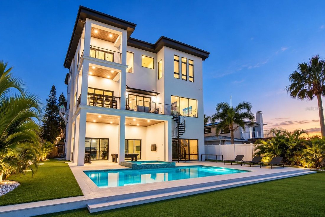 Maison à Madeira Beach, Floride, États-Unis 4 - 19051237