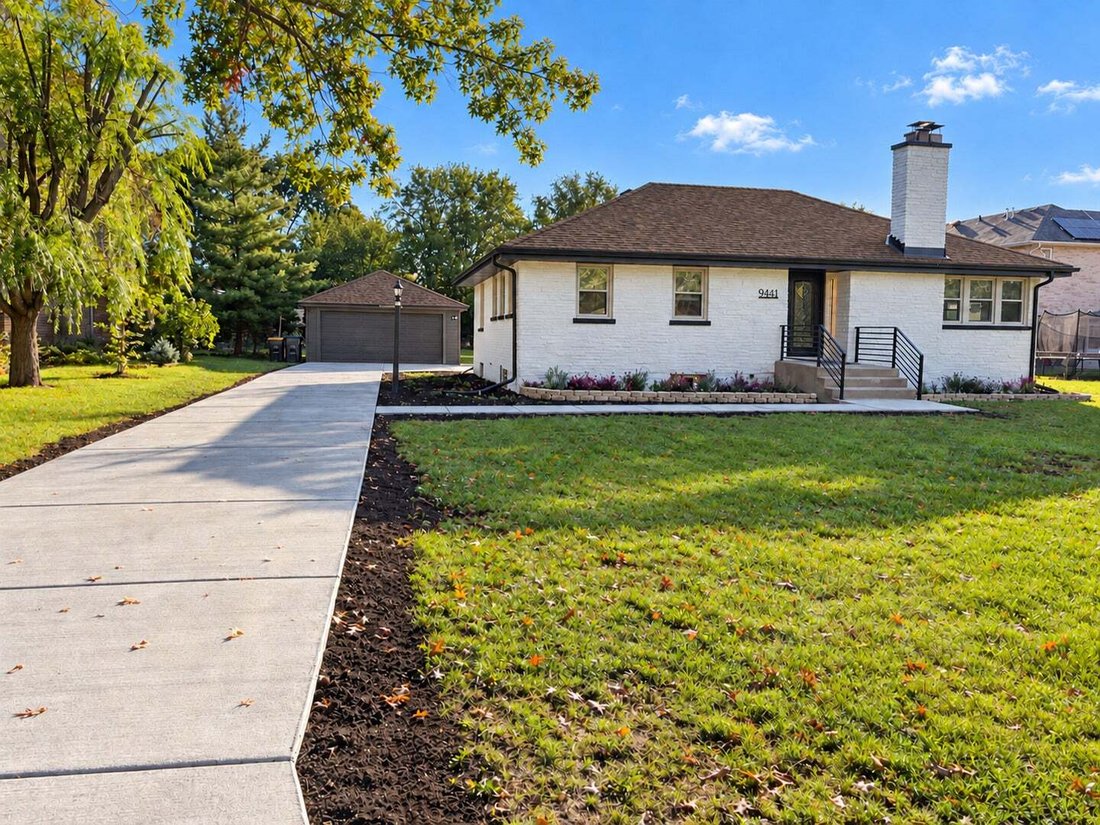 House in Des Plaines, Illinois, United States 1 - 19051453