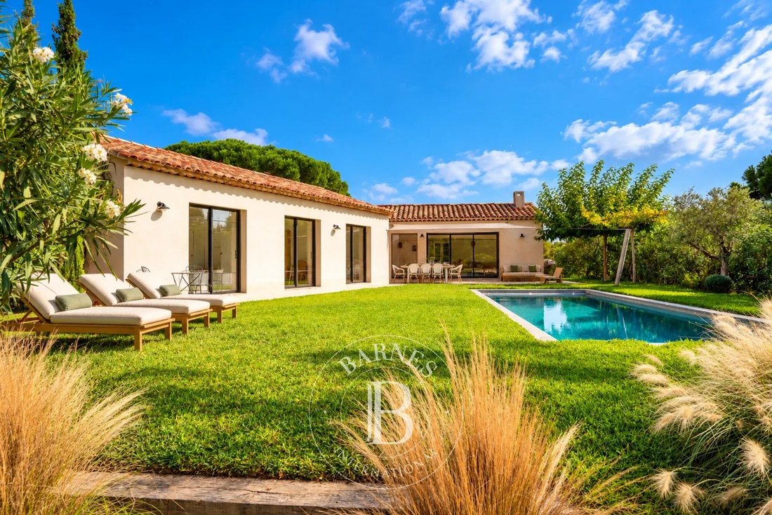 House in La Croix-Valmer, Provence-Alpes-Côte d'Azur, France 1 - 19051937