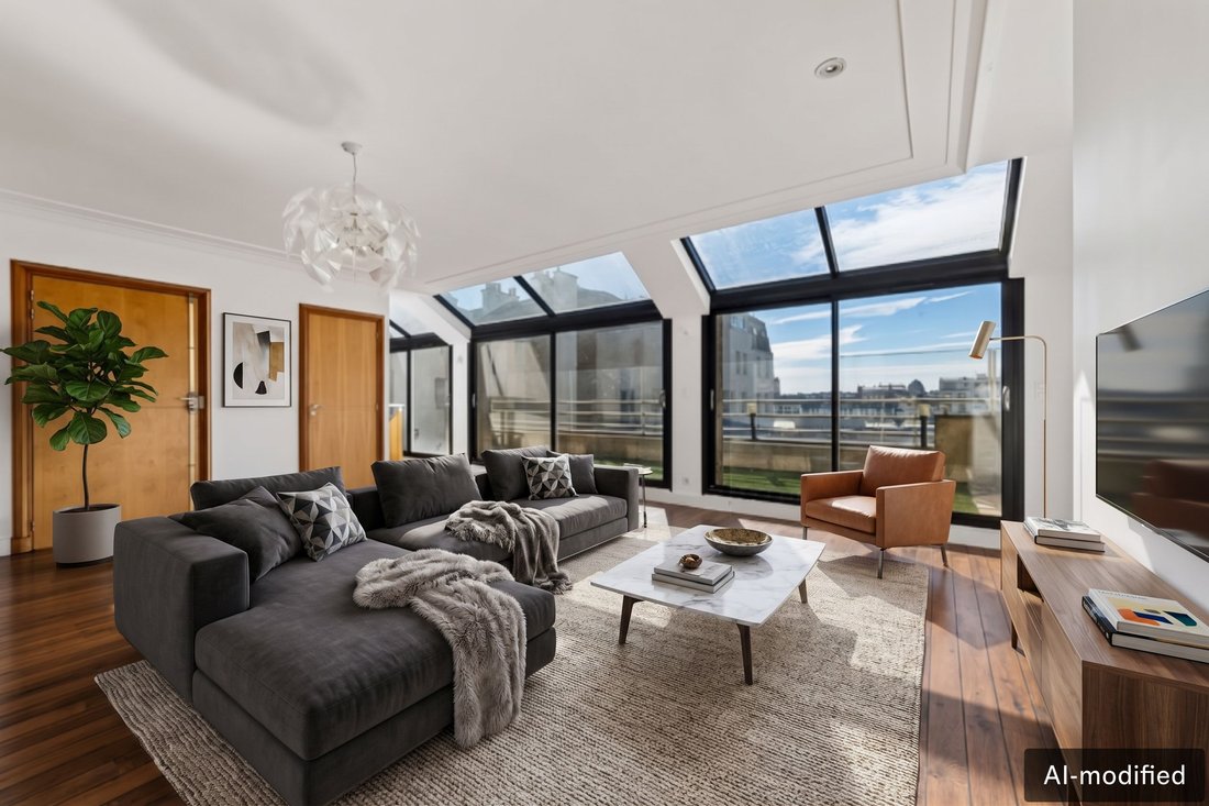 Apartment in Chaillot, Paris 16e Arrondissement, Paris 1 - 19052166