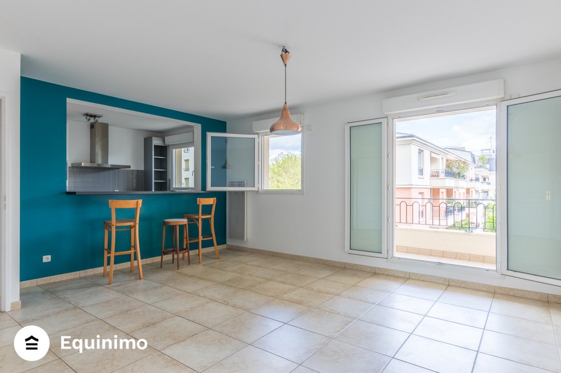 Apartment in Les Lilas, Ile-de-France, France 2 - 19054903