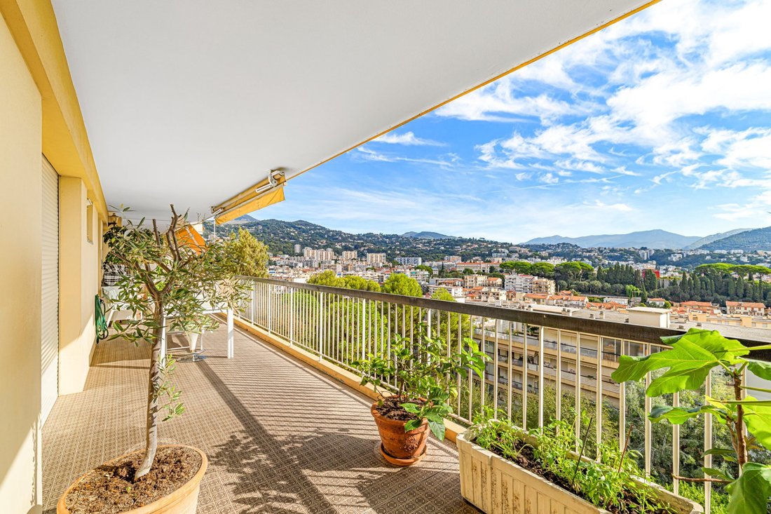 Apartamento en Niza, Provenza-Alpes-Costa Azul, Francia 1 - 19056505