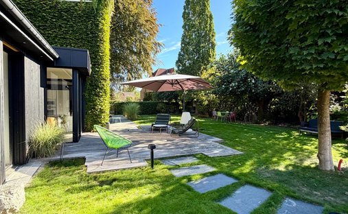 House in Saint-Jean-du-Cardonnay, Normandy, France 1