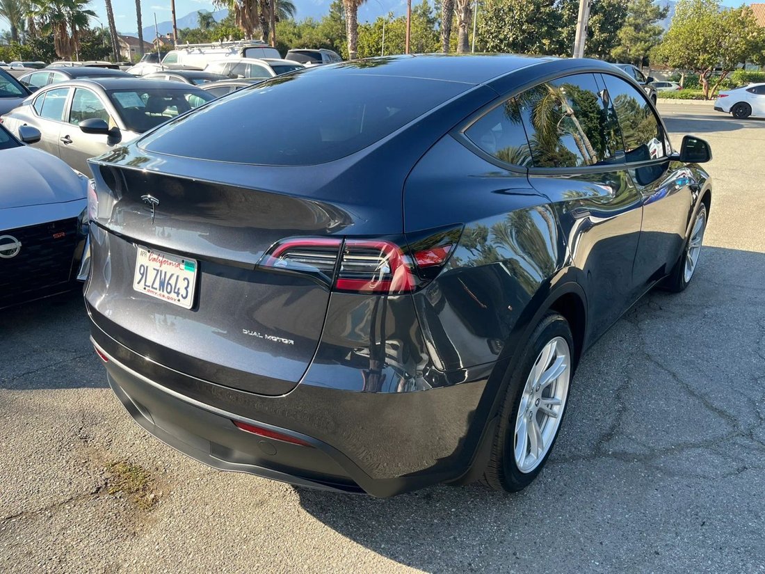 Suv in Fontana, CA, United States 4 - 19051759