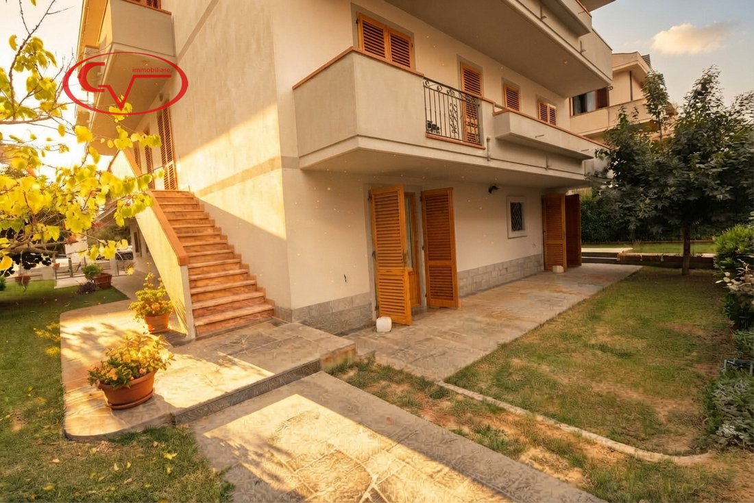 Villa en Centro, Montevarchi, Italia 3 - 19055507