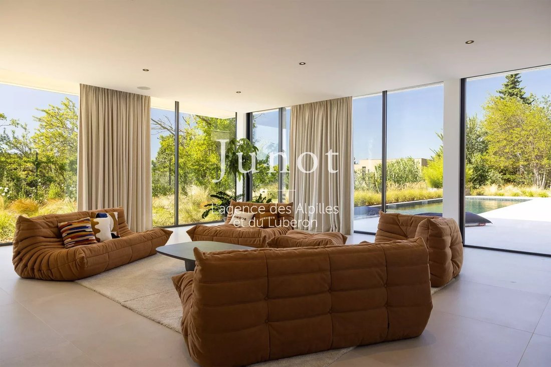 Casa en Paradou, Provenza-Alpes-Costa Azul, Francia 4 - 19052058