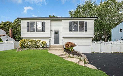 Casa a Holtsville, New York, Stati Uniti 1