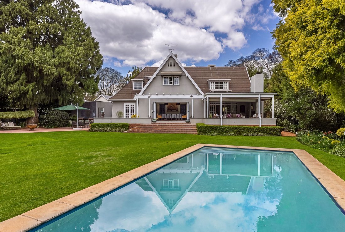 House in Saxonwold, Randburg, South Africa 1 - 19053660