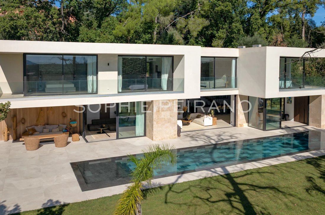 Villa à Opio, Provence-Alpes-Côte d'Azur, France 1 - 18897779