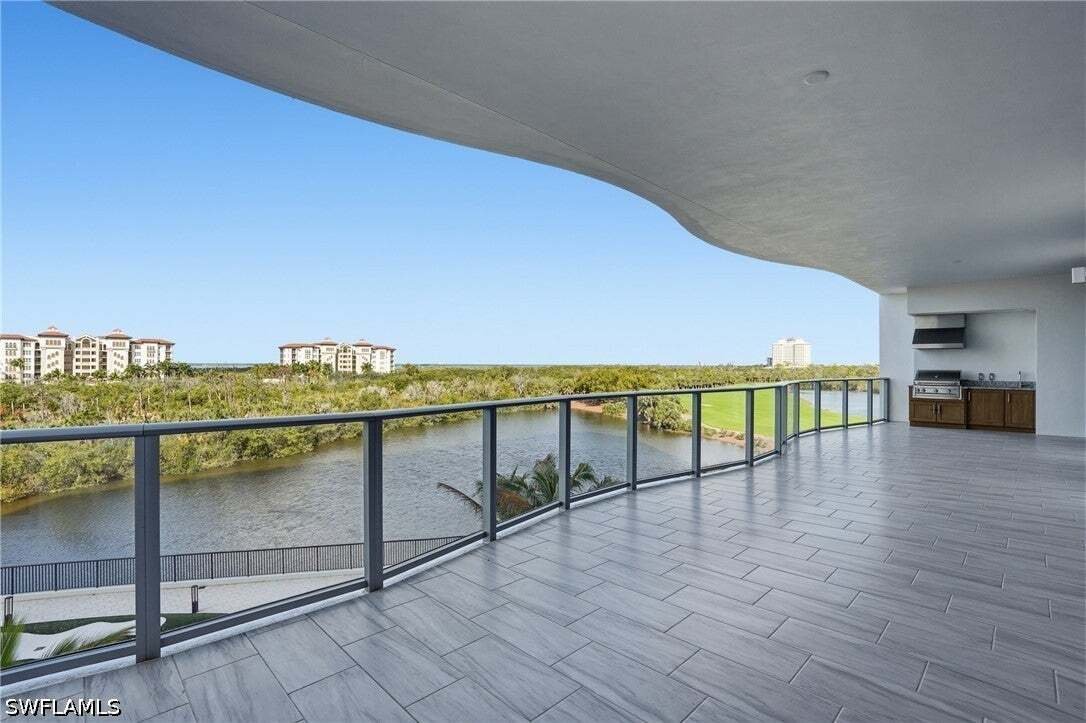 Condo in Bonita Springs, Florida, United States 2 - 19053453
