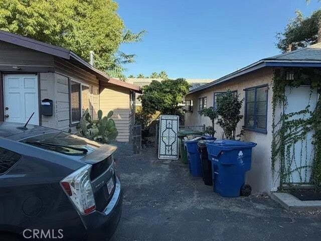 Los Angeles, California, United States 4 - 19054635