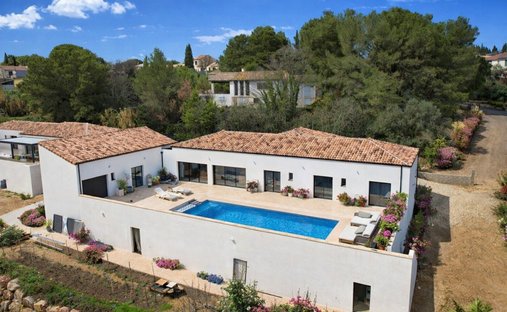 Villa in Roujan, Occitania, France 1
