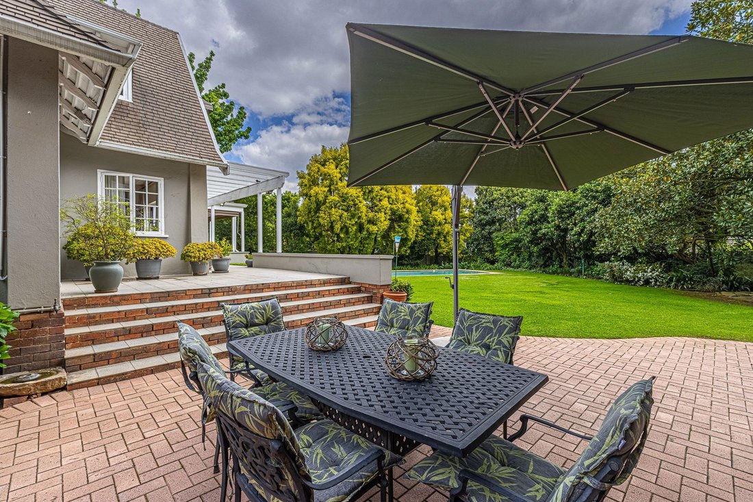 House in Saxonwold, Randburg, South Africa 3 - 19053660