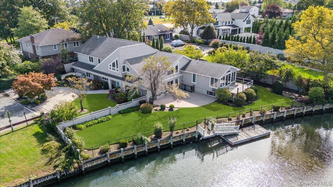Casa a Massapequa, New York, Stati Uniti 1 - 19050996