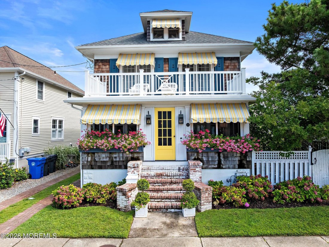 House in Ship Bottom, New Jersey, United States 2 - 19053421