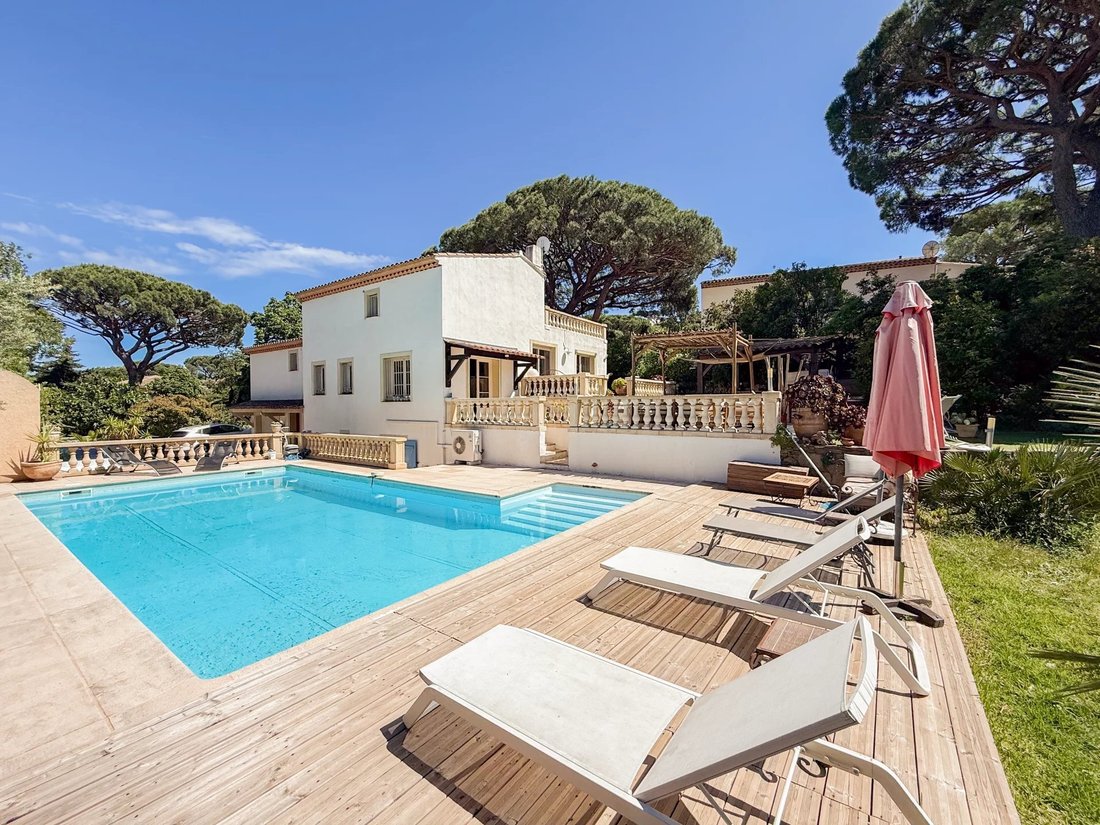 Villa in Nartelle-Noyer-Bellevue-bd des Sardinaux, Sainte-Maxime, France 1 - 19051875