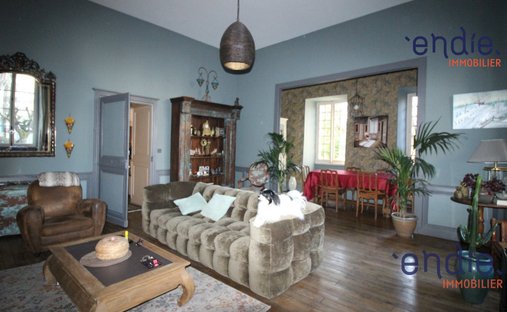 Maison à Mehun-sur-Yèvre, Centre-Val de Loire, France 1