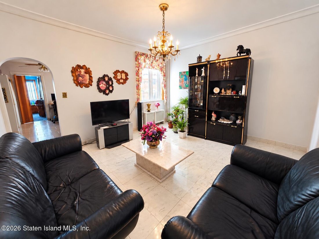 House in New York, New York, United States 3 - 19050977