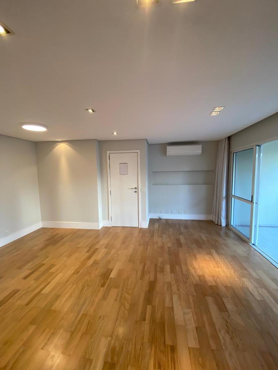 Apartment in São Paulo, State of São Paulo, Brazil 5 - 19050781