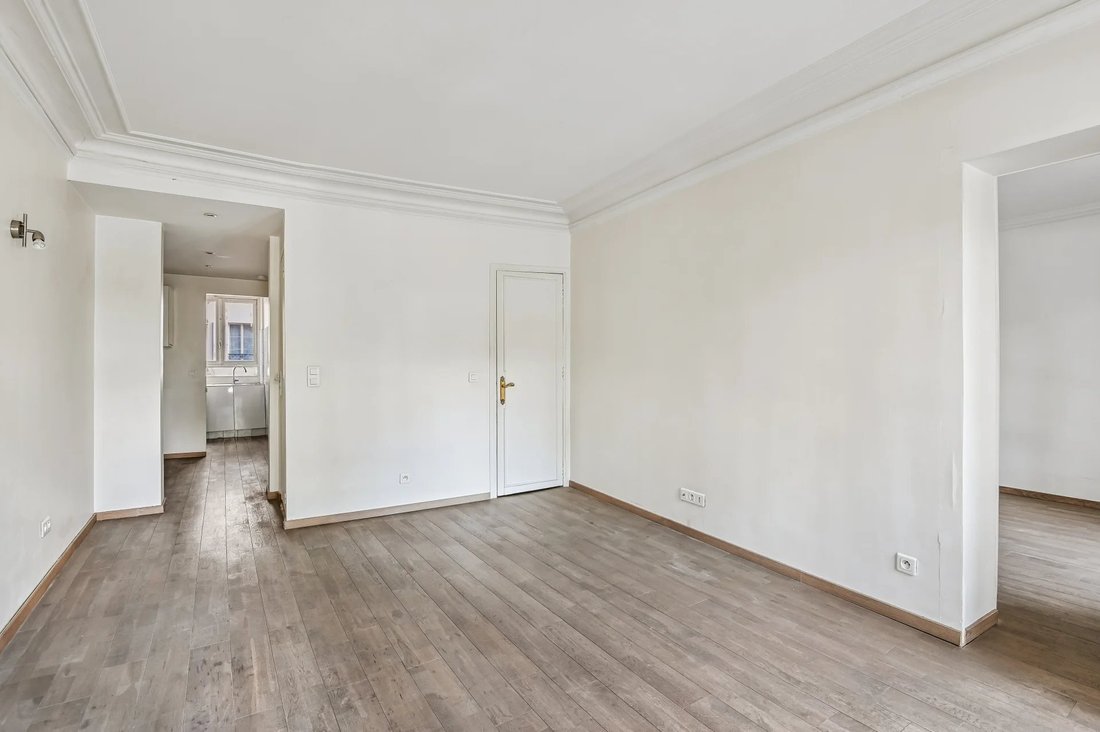 Apartment in Chaillot, Paris 16e Arrondissement, Paris 4 - 19051488