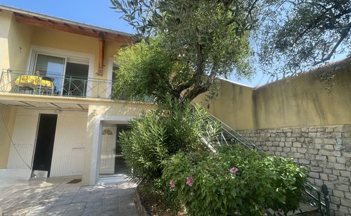 House in Ouest Sud, Vaison-la-Romaine, France 1