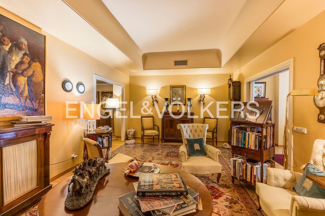 Apartment in Tetuan, Madrid, Spain 5 - 19054969
