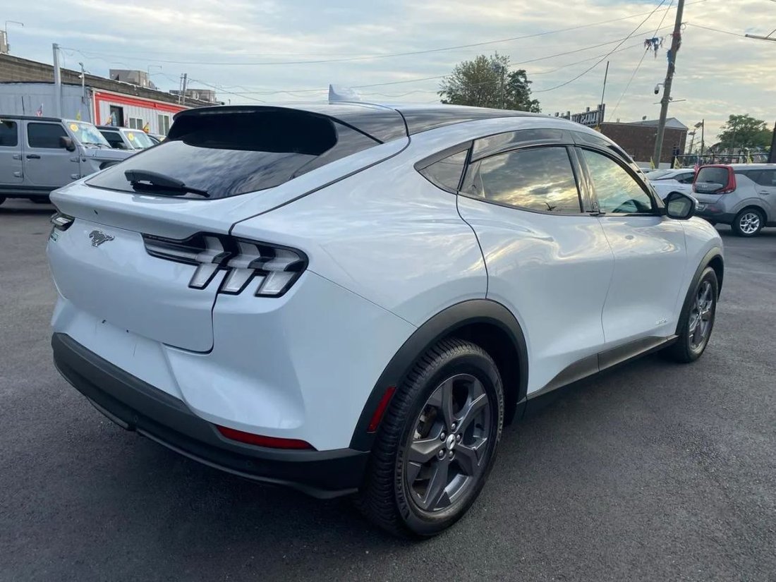 Suv in Jersey City, NJ, United States 4 - 19052210