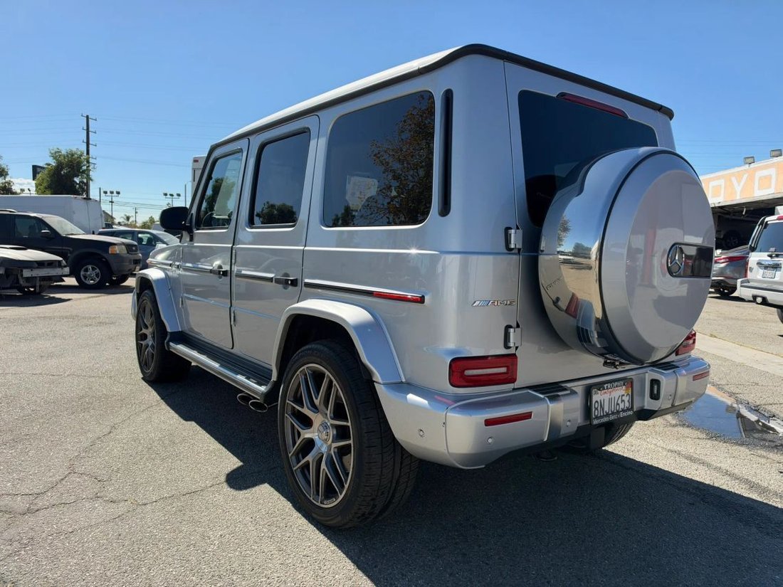 Suv in Azusa, CA, United States 5 - 19055568