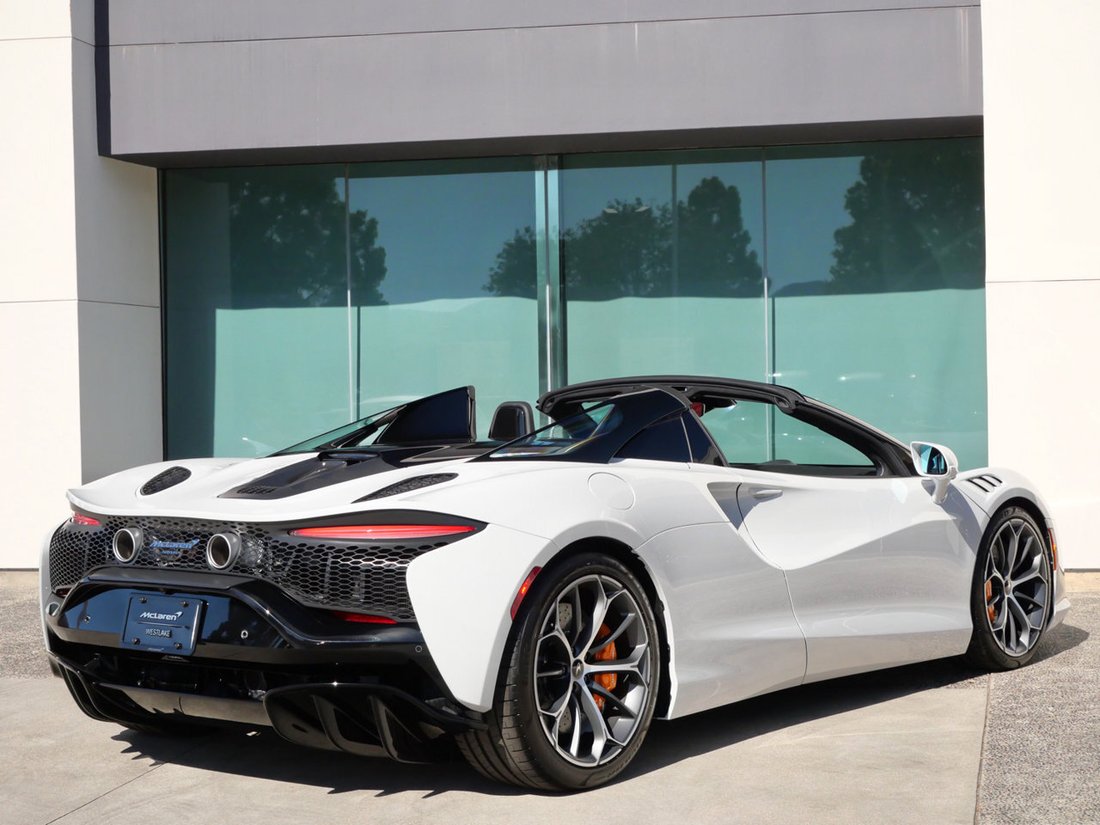 Cabriolet in Thousand Oaks, CA, United States 4 - 19055200